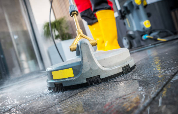 Best Deck Pressure Washing  in Madrid, IA